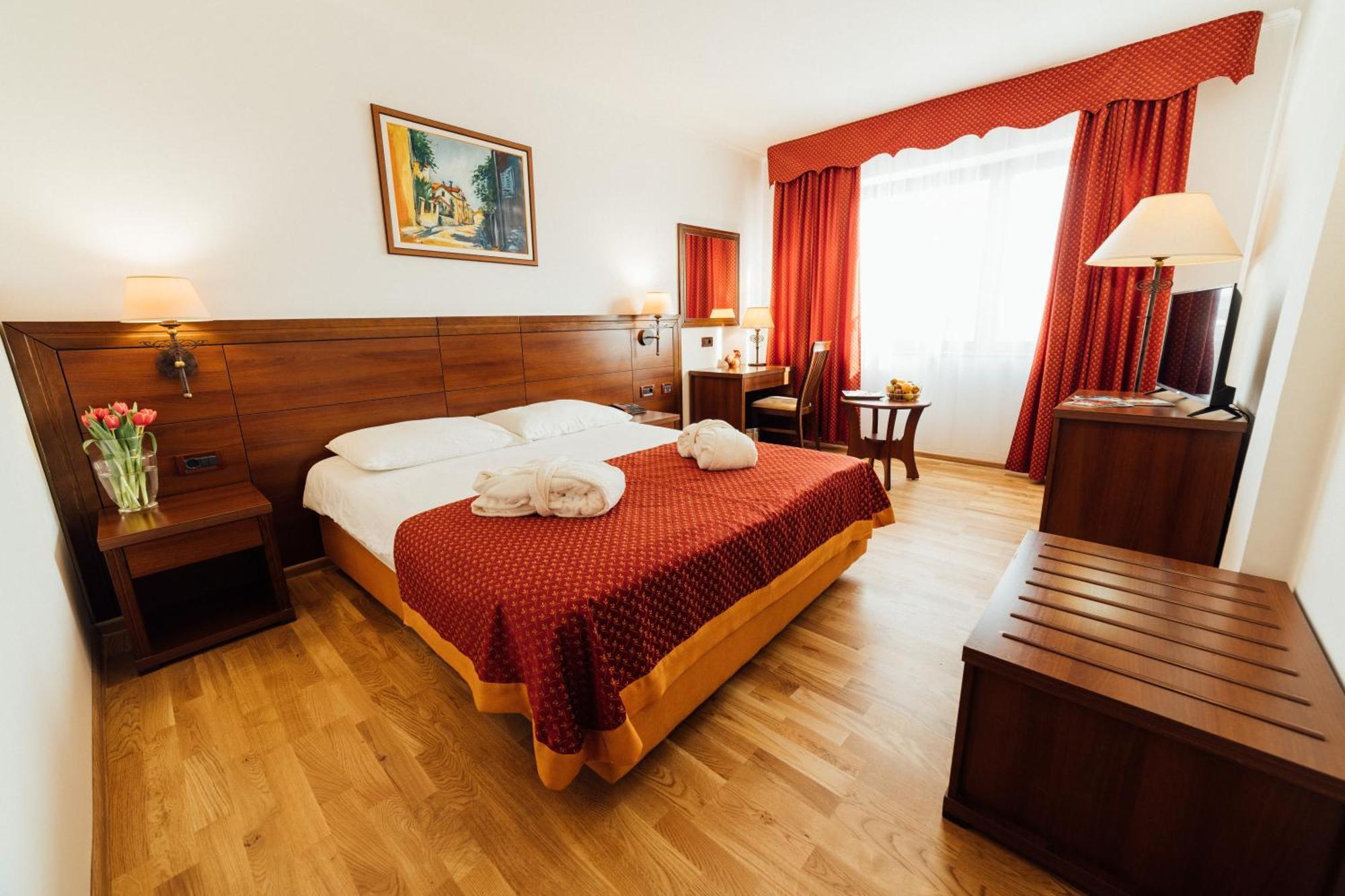 Hotel Picok Ðurđevac Екстериор снимка
