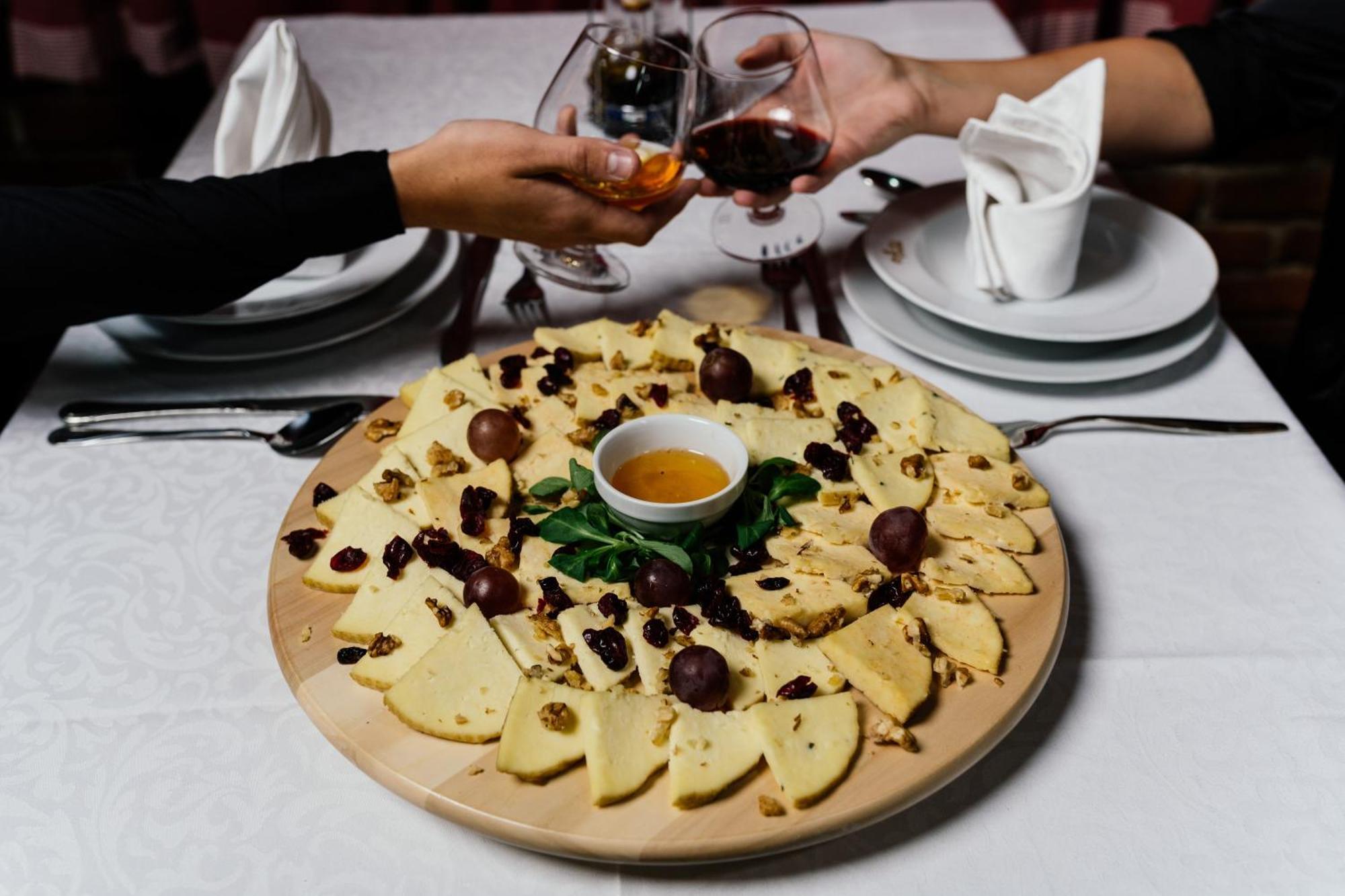 Hotel Picok Ðurđevac Екстериор снимка