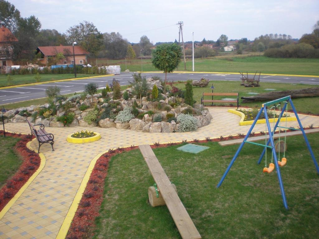 Hotel Picok Ðurđevac Екстериор снимка