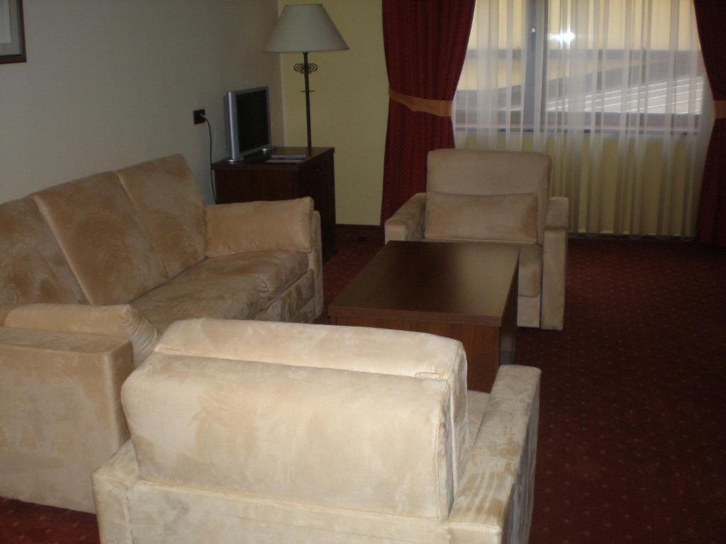 Hotel Picok Ðurđevac Екстериор снимка